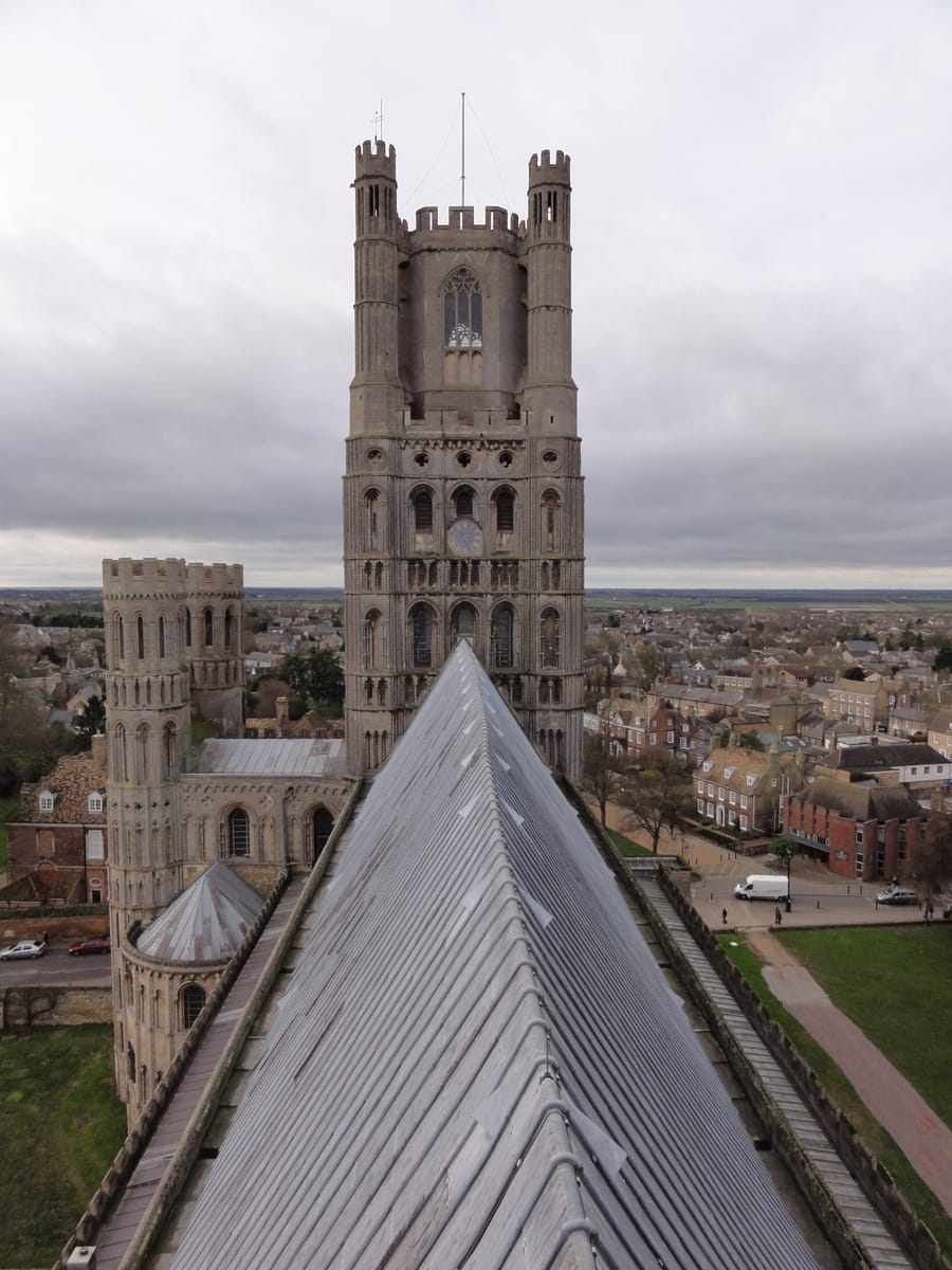 The other way along the nave roof, towards the West Tower