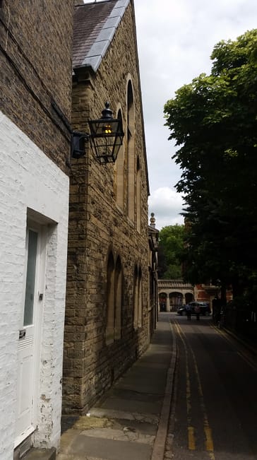 Gas light at Little St. Mary's Lane