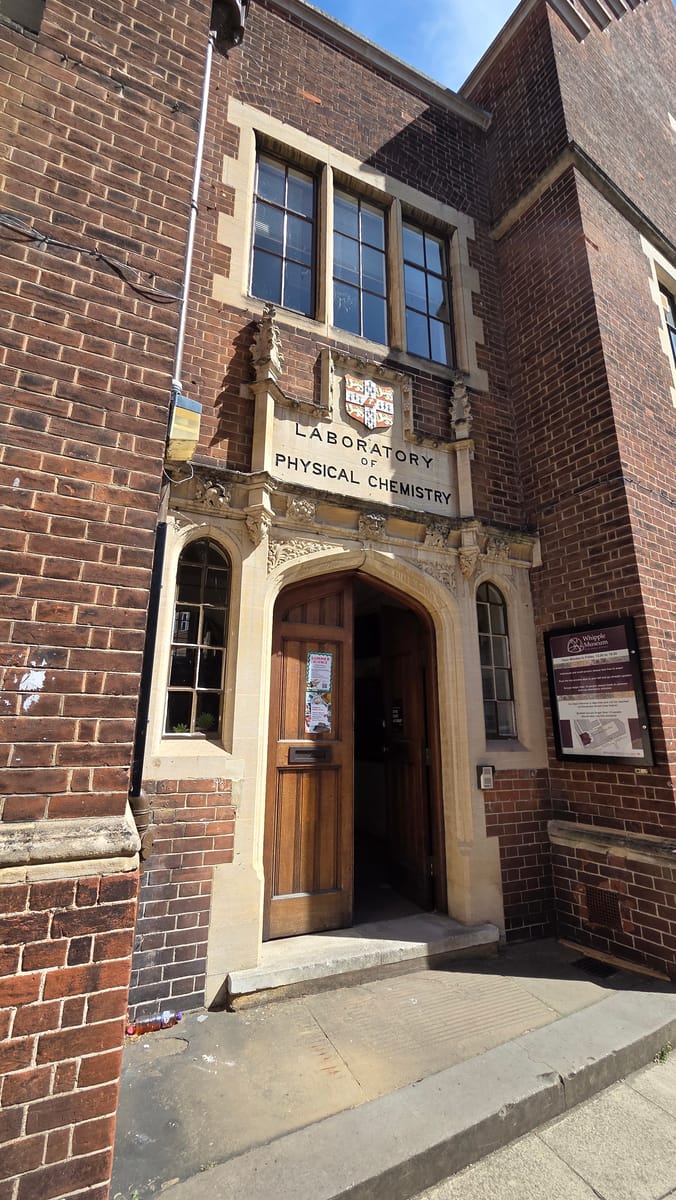 The way in: a door carved Laboratory of Physical Chemistry